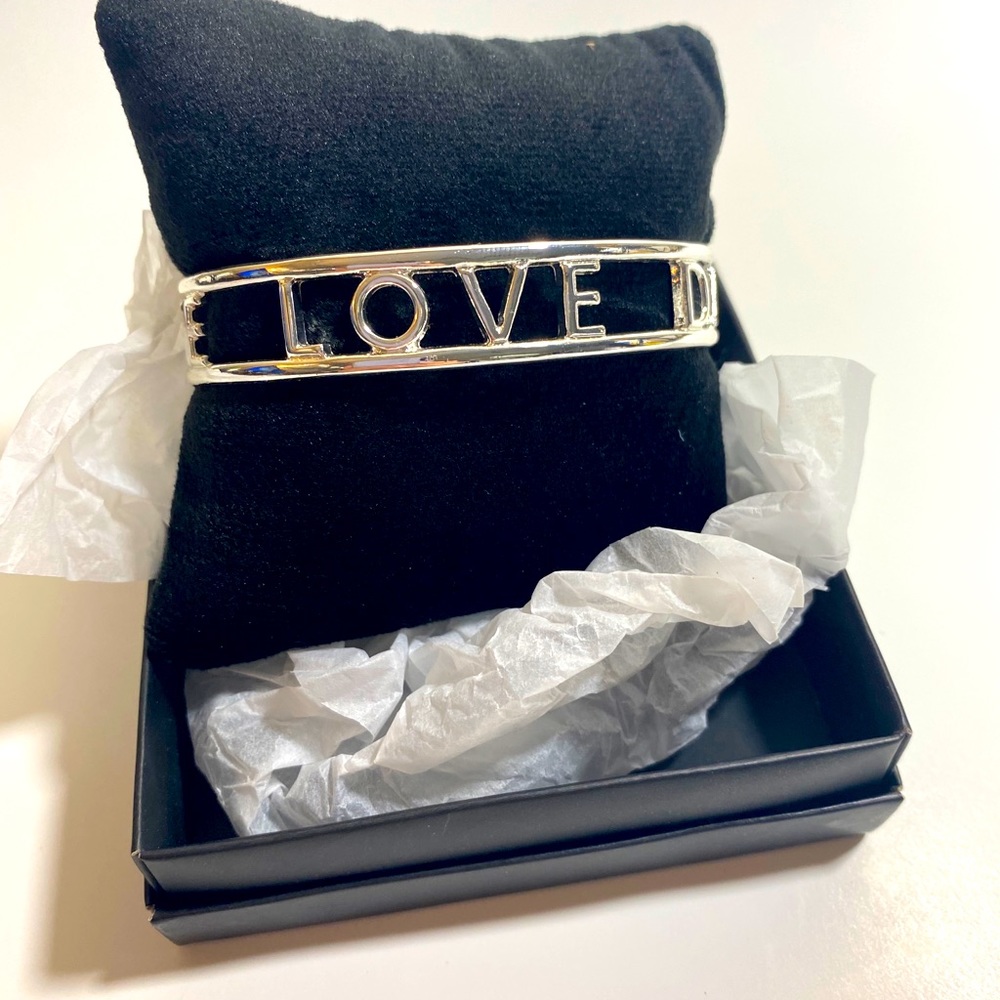 ❤️ 3/20 Live Love Dance Silver Cuff Bracelet